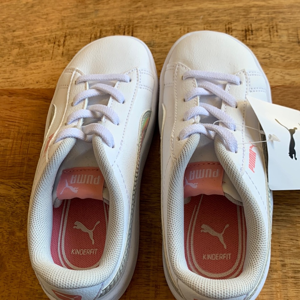 Toddler girls size 10 Puma sneakers.